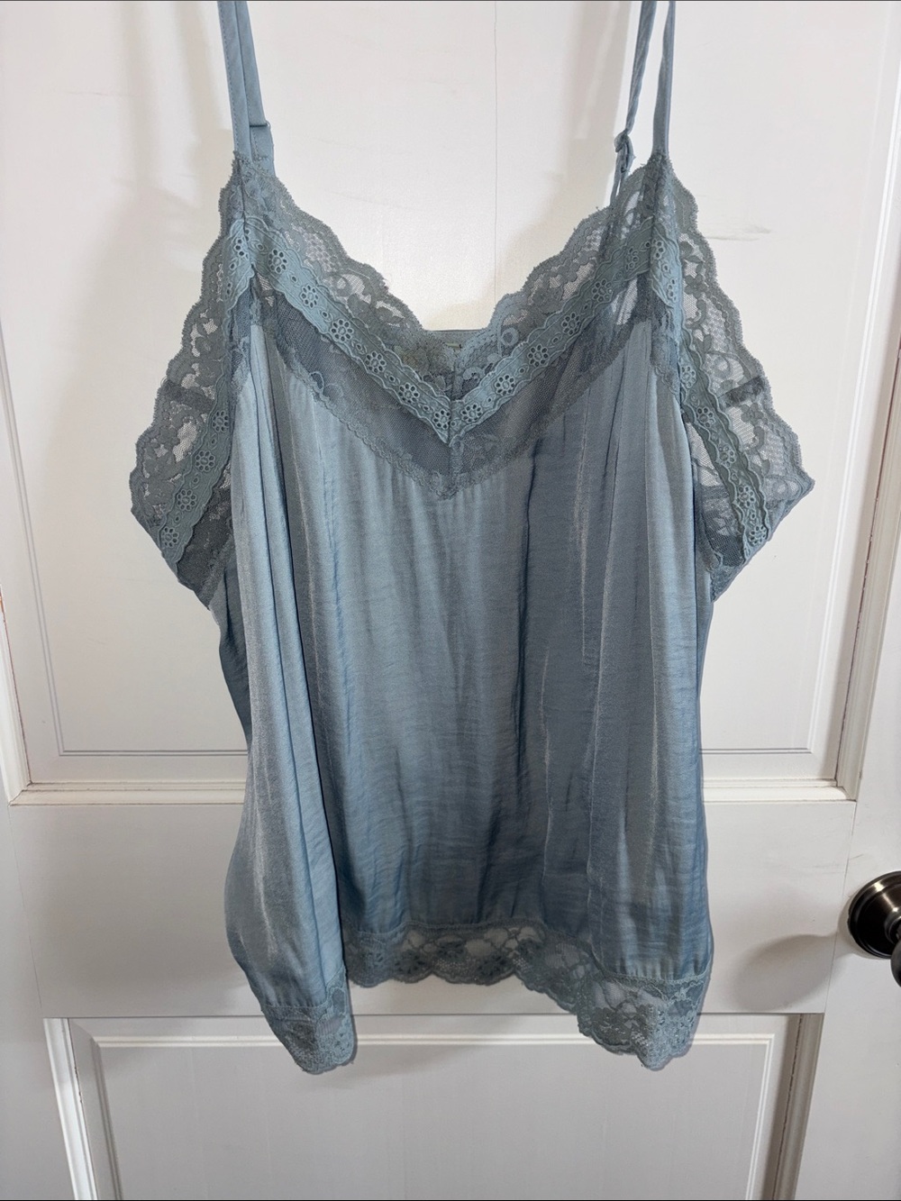 Lace-Trim Satin Camisole Tank Top - Dusty Blue